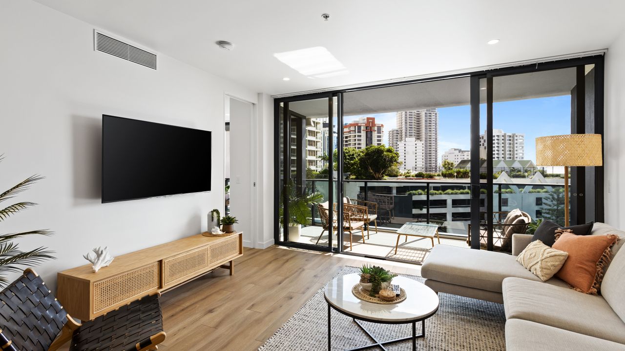 Stylish and Modern Oracle 2 Bedroom Apartment