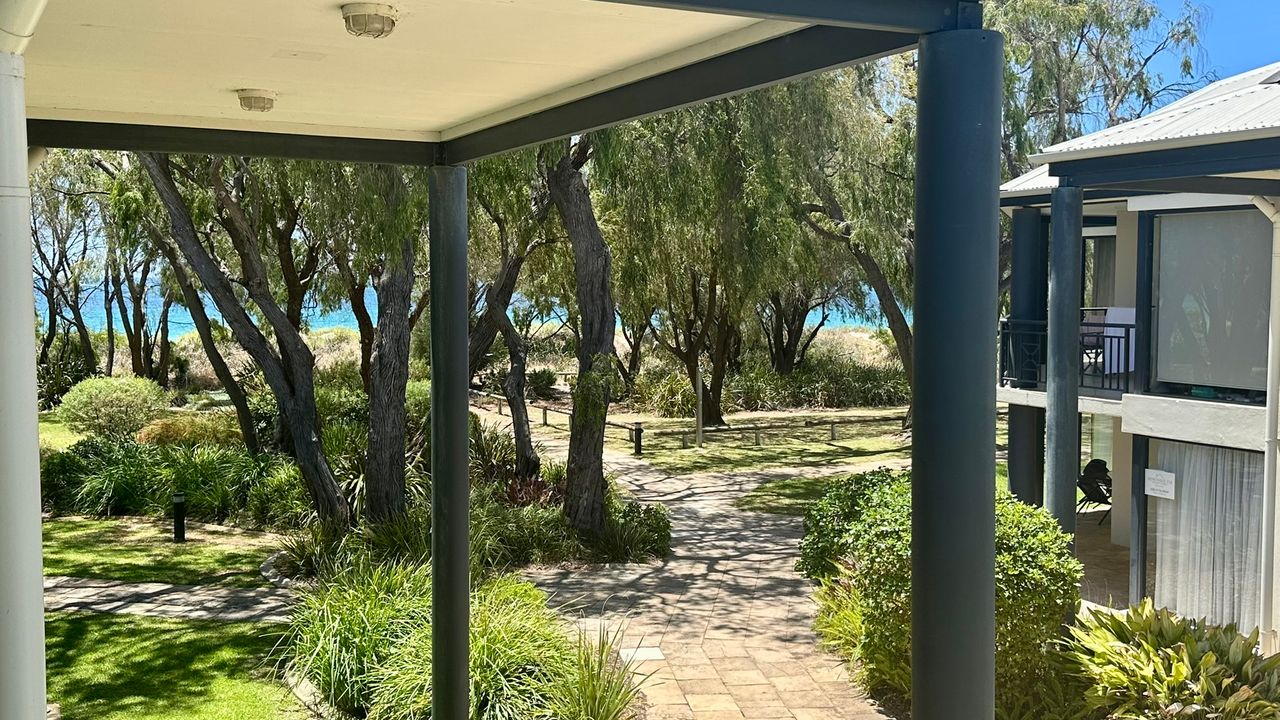 Cape View Beach Resort – Endless Summer
