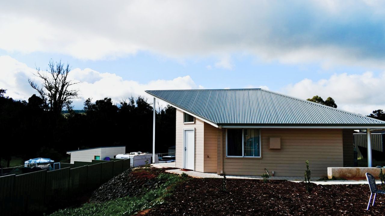 Hill View Cottages – Sail B
