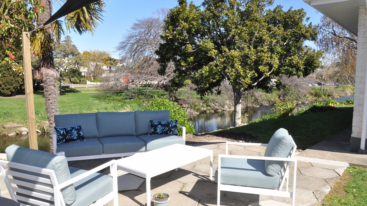 Sunny Riverside Retreat