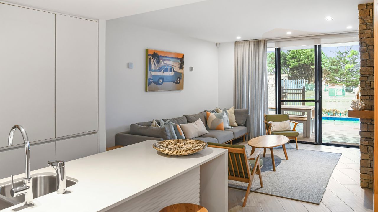 4/45 Lawson Street
