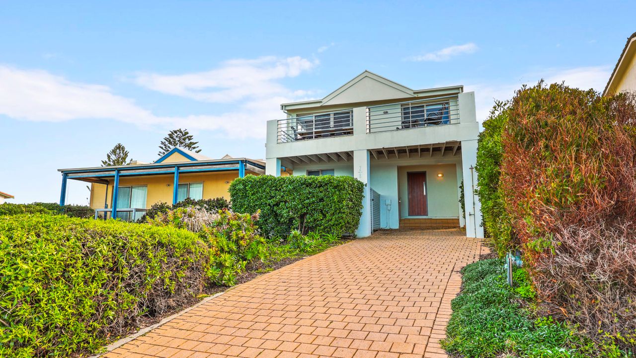 2/8 Railway Tce, Port Elliot