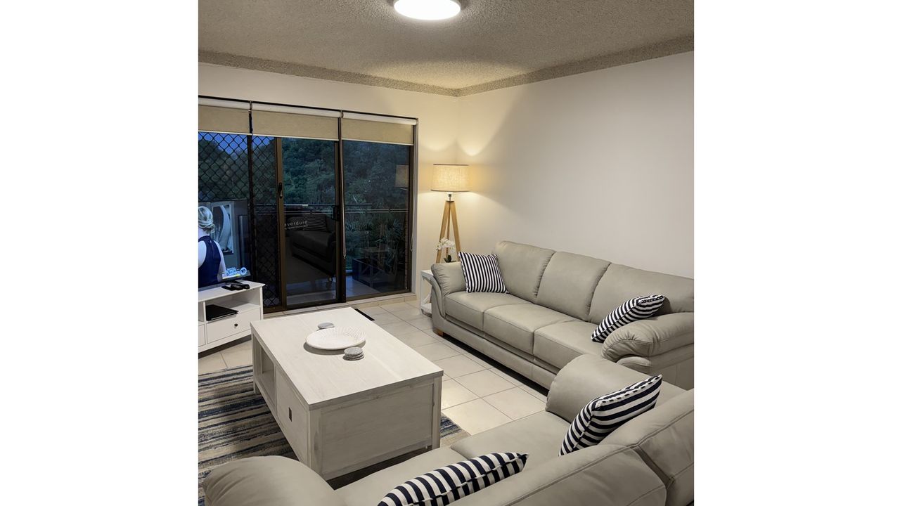 Oceancrest 12