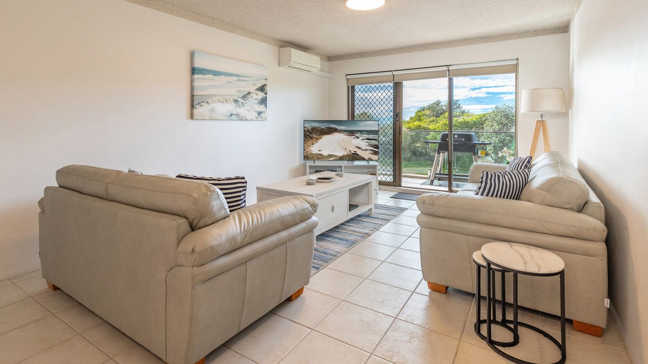 Oceancrest 12