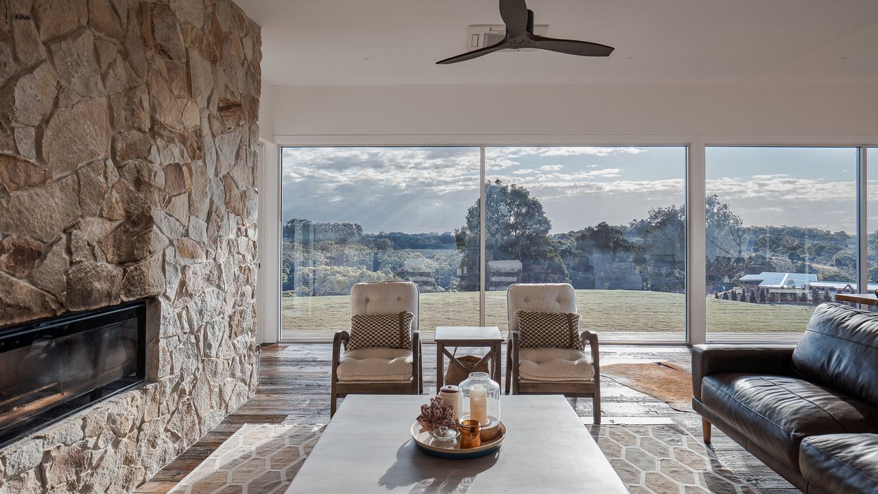 Betty – Black Mountain House