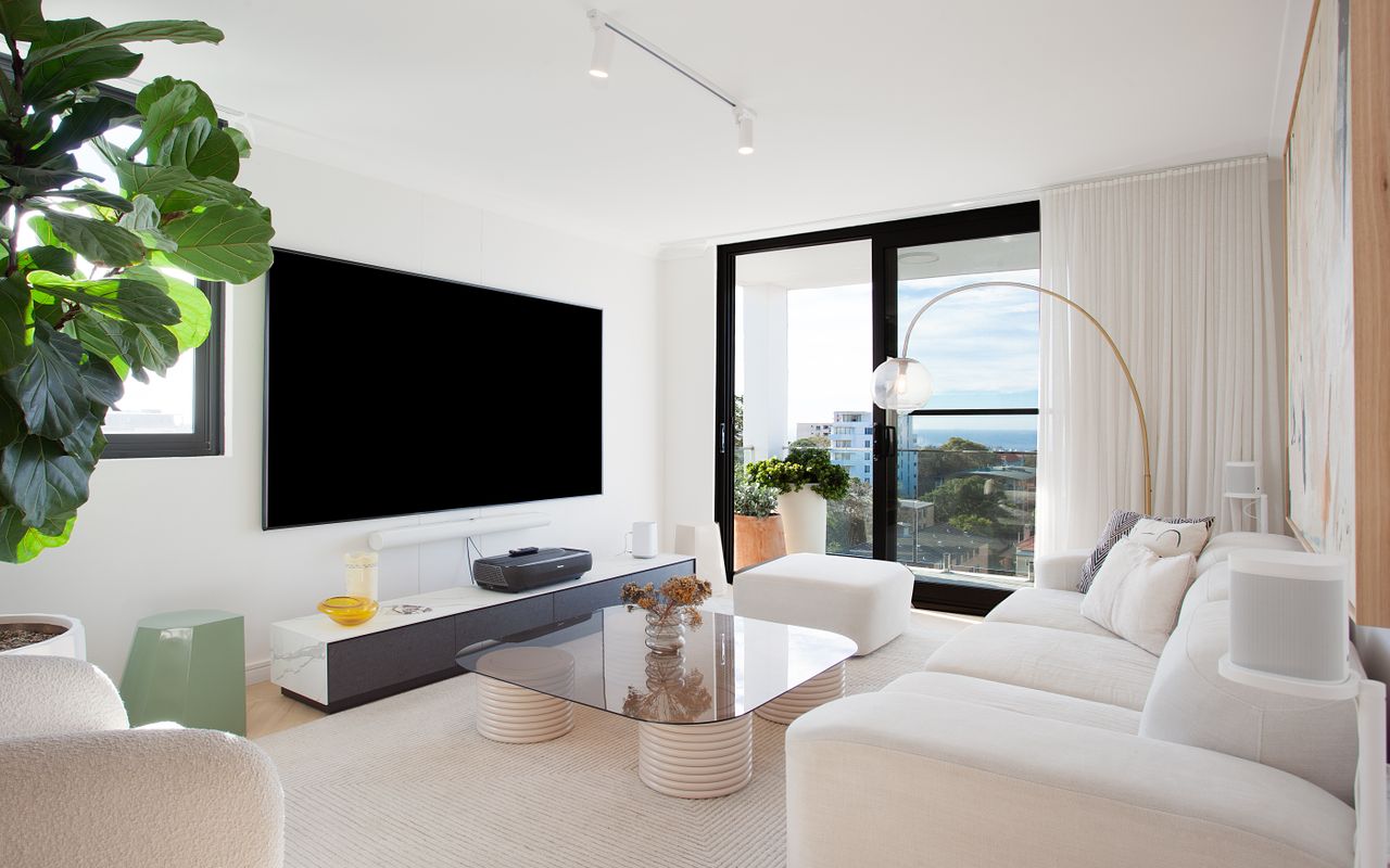The Bondi Escape ISYD