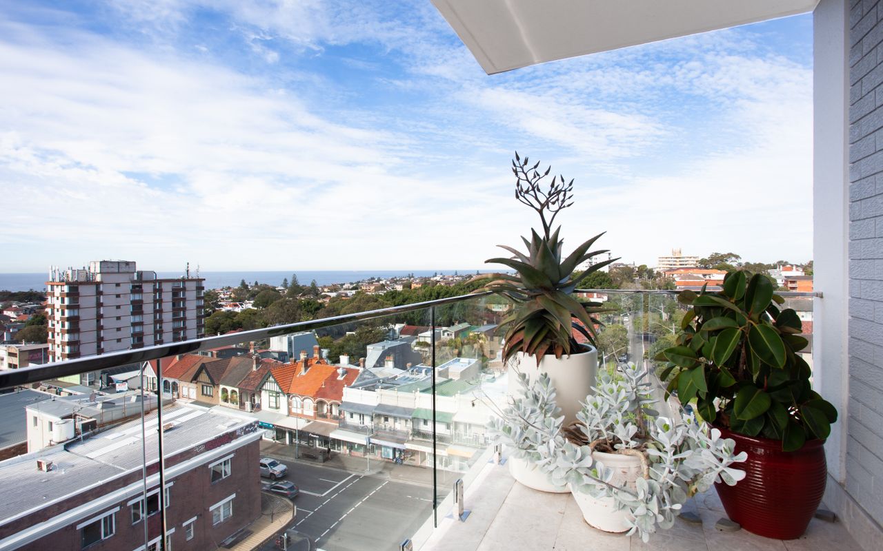 The Bondi Escape ISYD