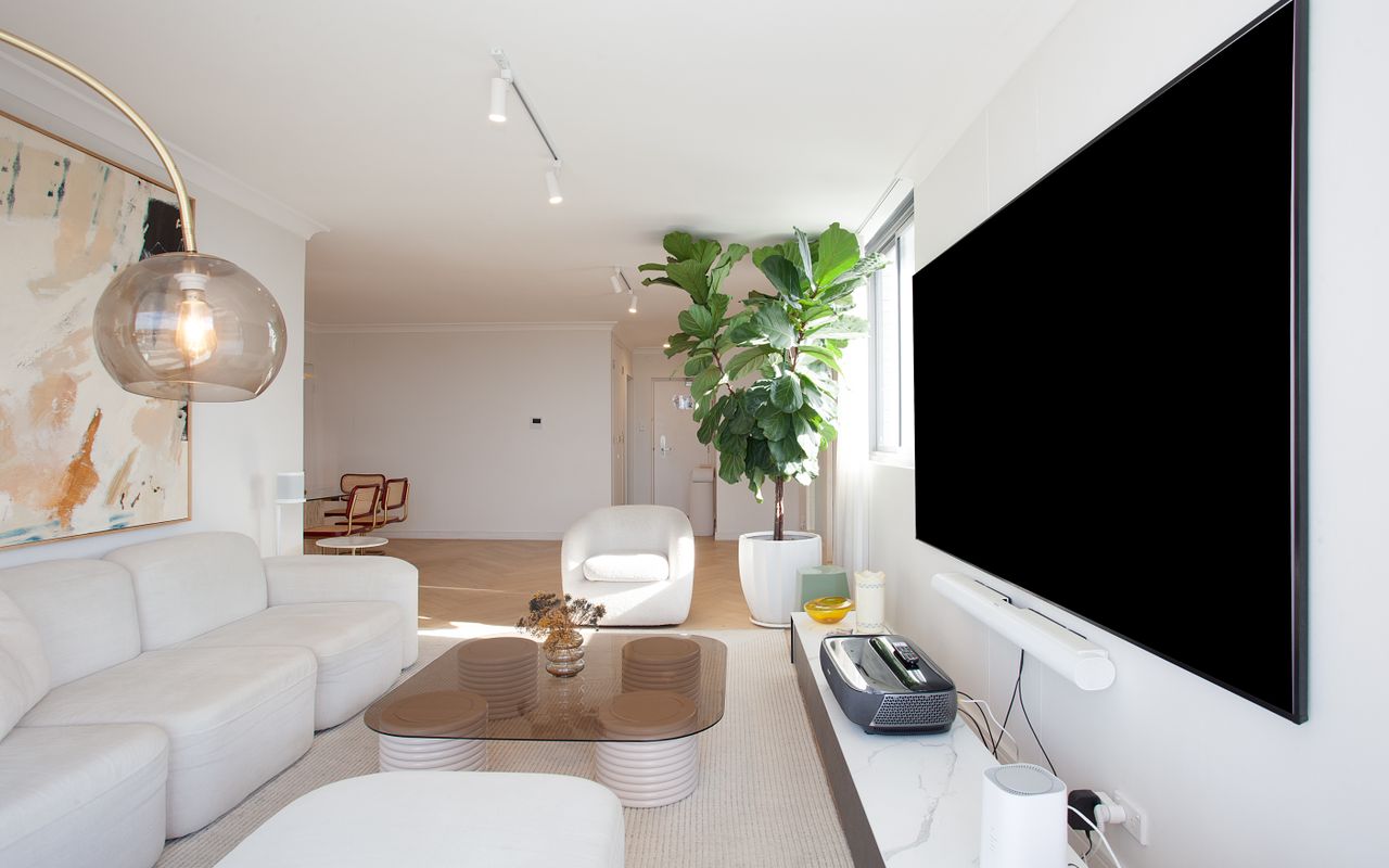 The Bondi Escape ISYD