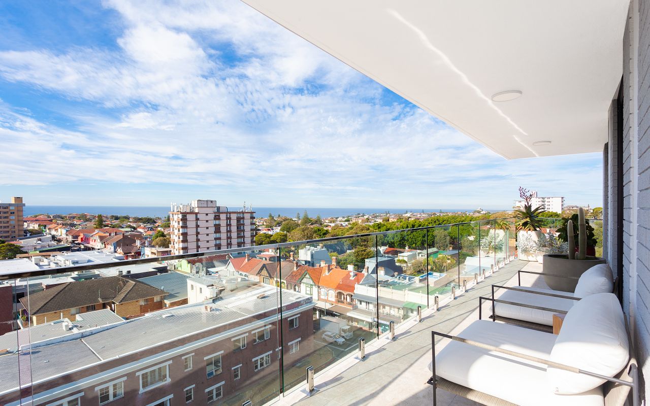 The Bondi Escape ISYD