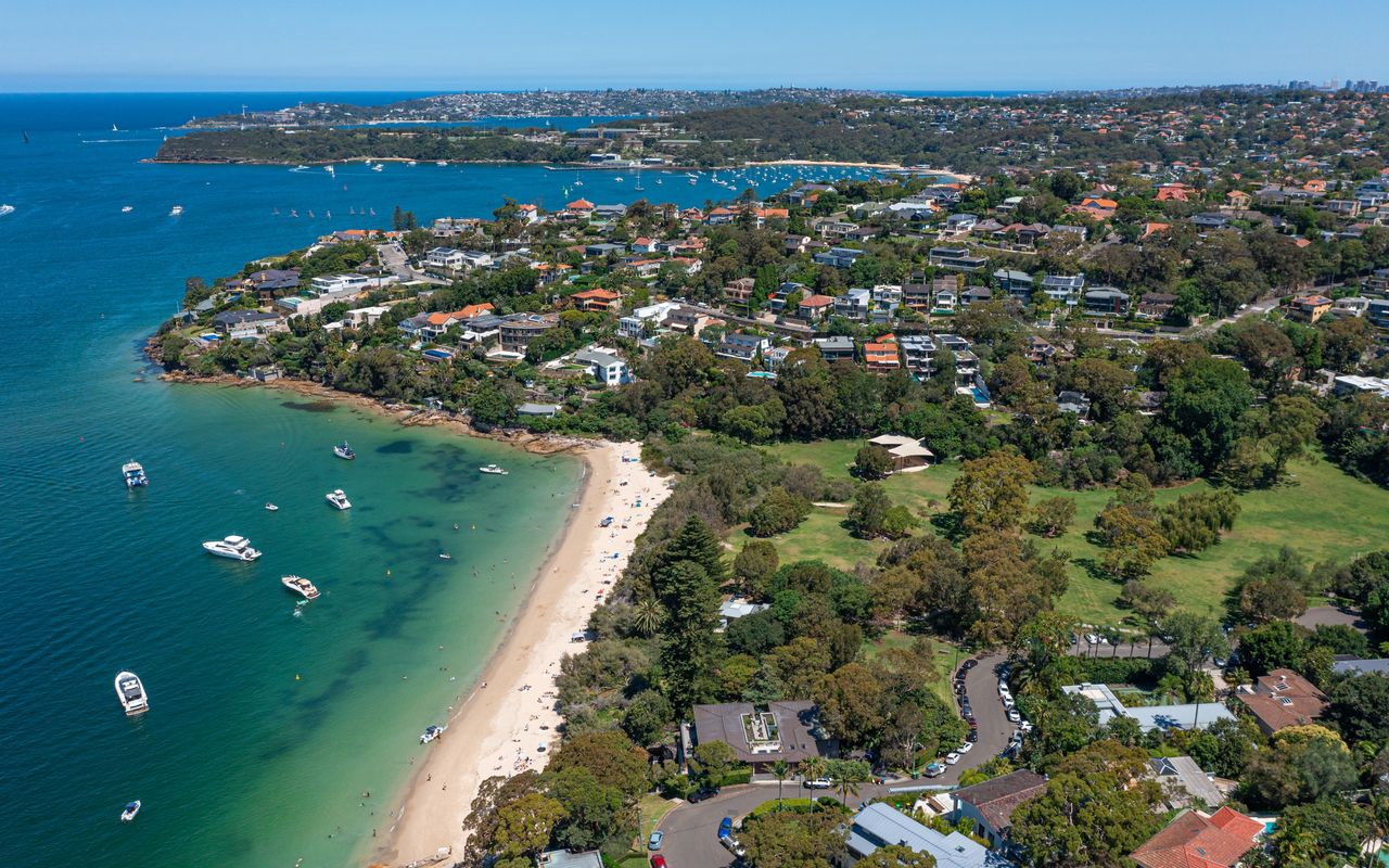 Cobblers Bay and Chinamans Beach in Mosman  (the ariel shot)