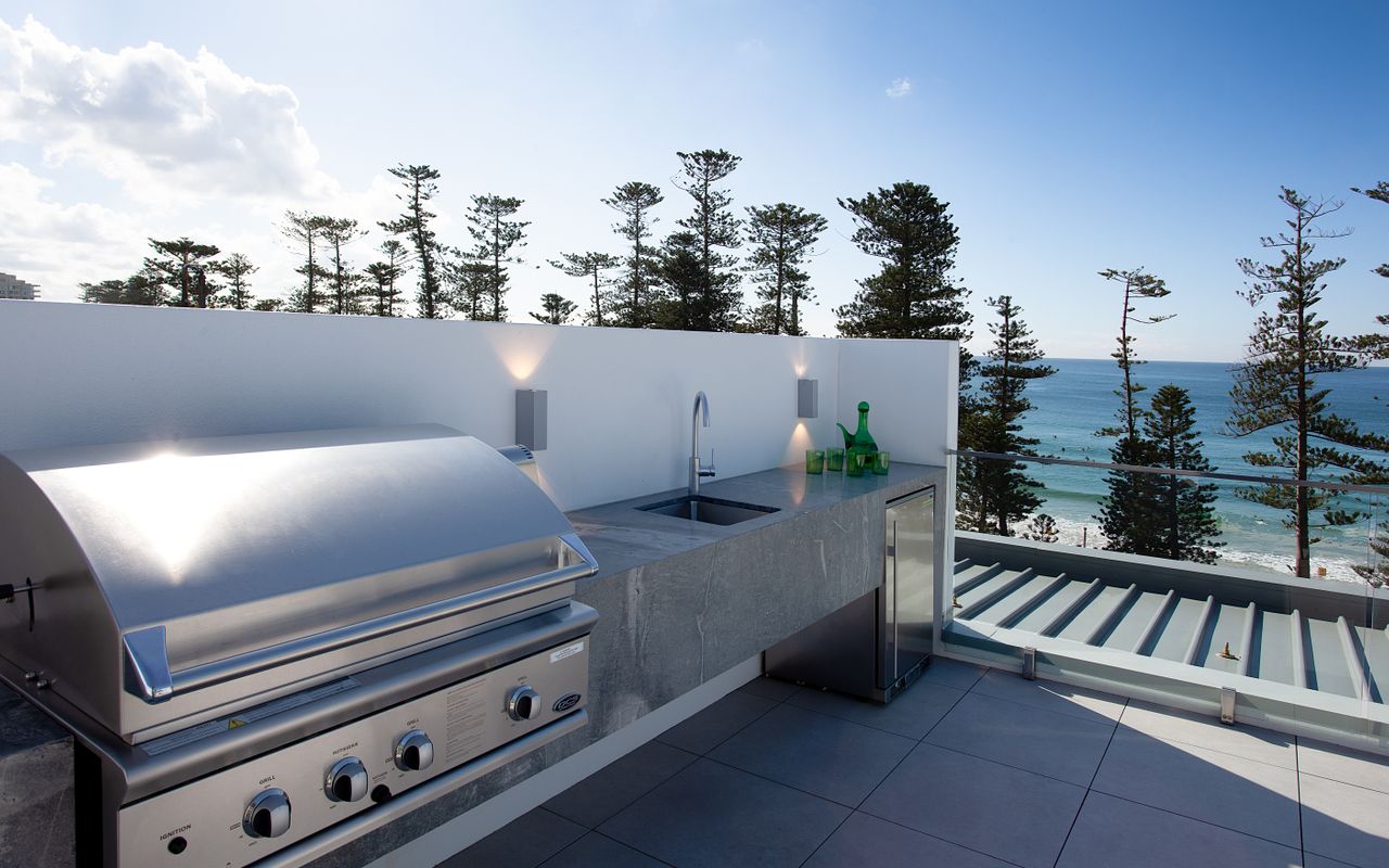  large entertaining rooftop terrace - BBQ