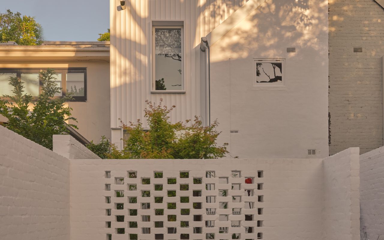 Riley House, Surry Hills ISYD