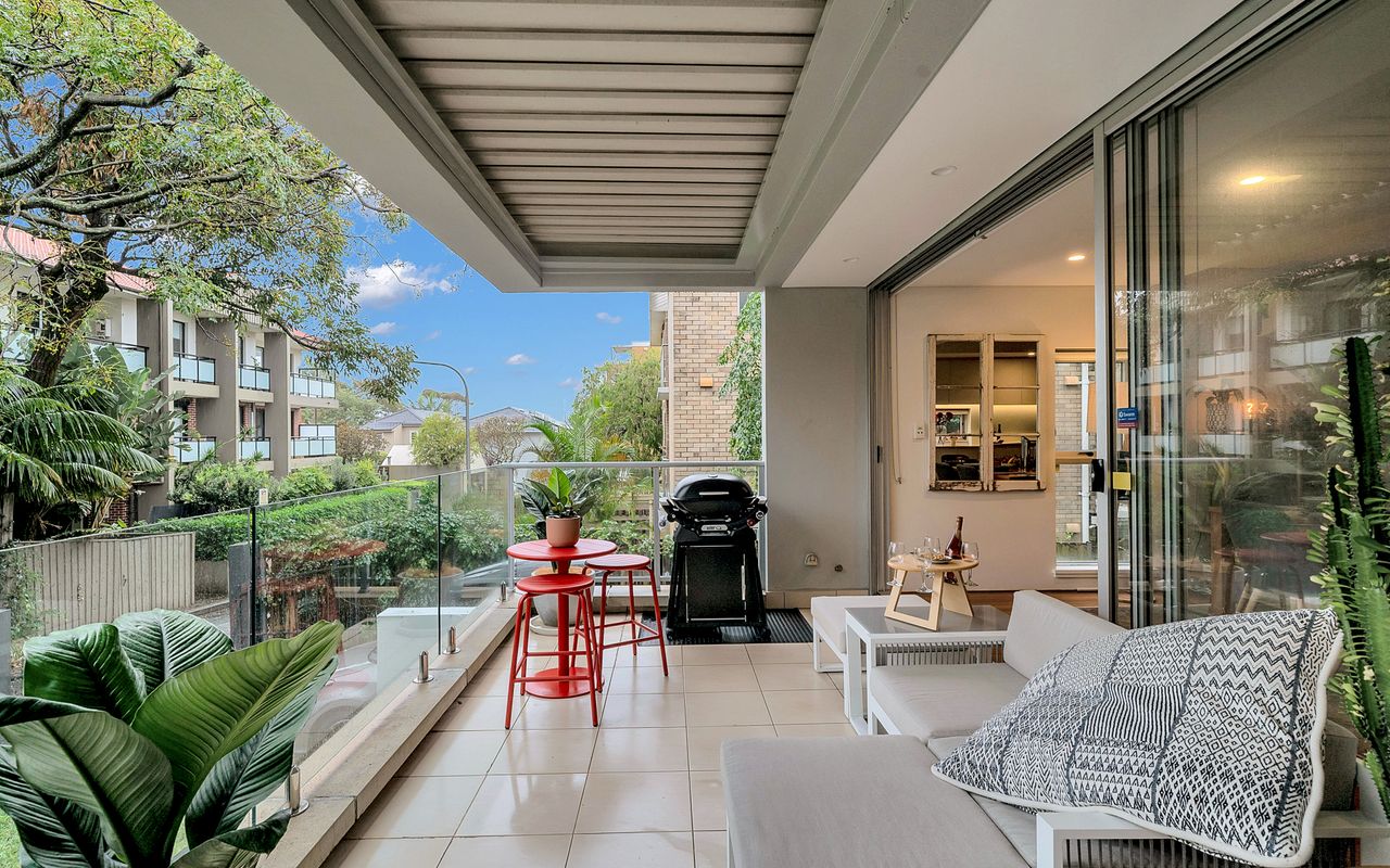 Salty Oasis, Bondi Beach ISYD