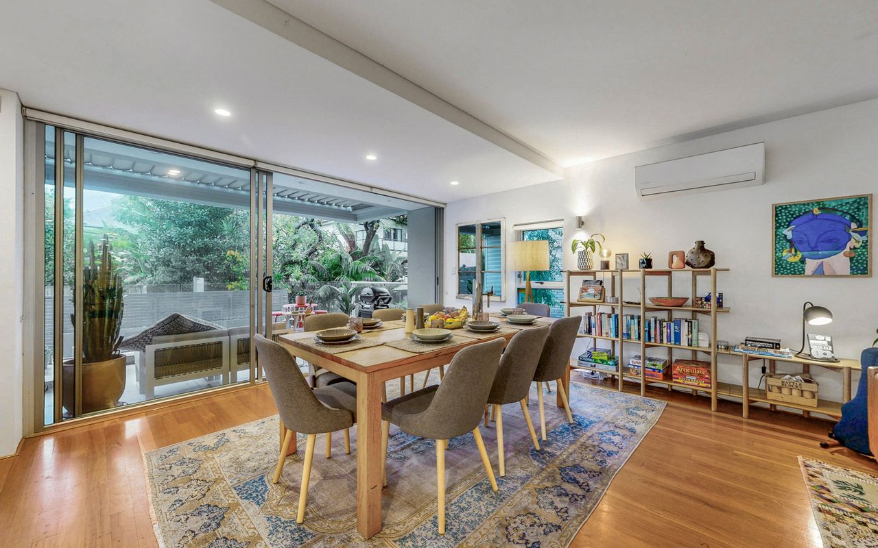 Salty Oasis, Bondi Beach ISYD
