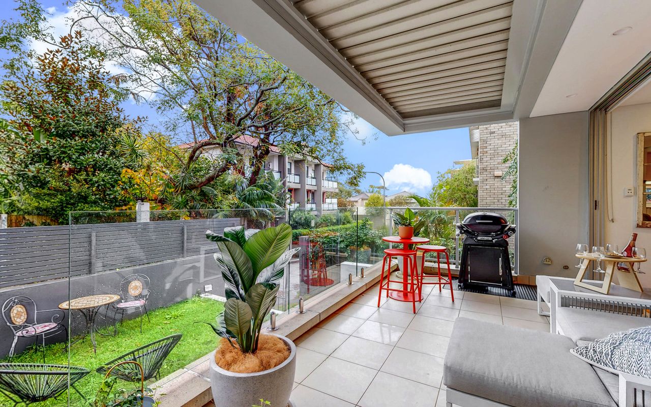 Salty Oasis, Bondi Beach ISYD