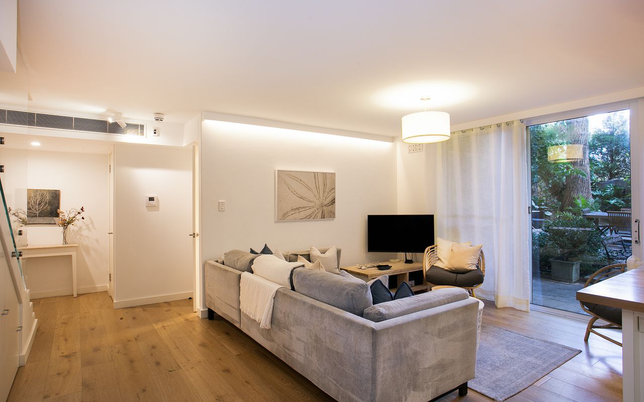 Tewkesbury Courtyard, Darlinghurst I90