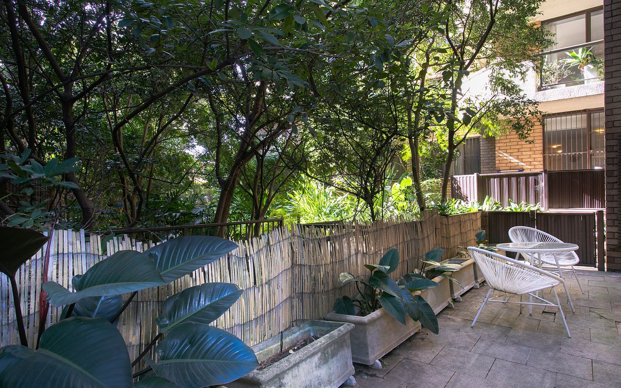 Tewkesbury Courtyard, Darlinghurst I90