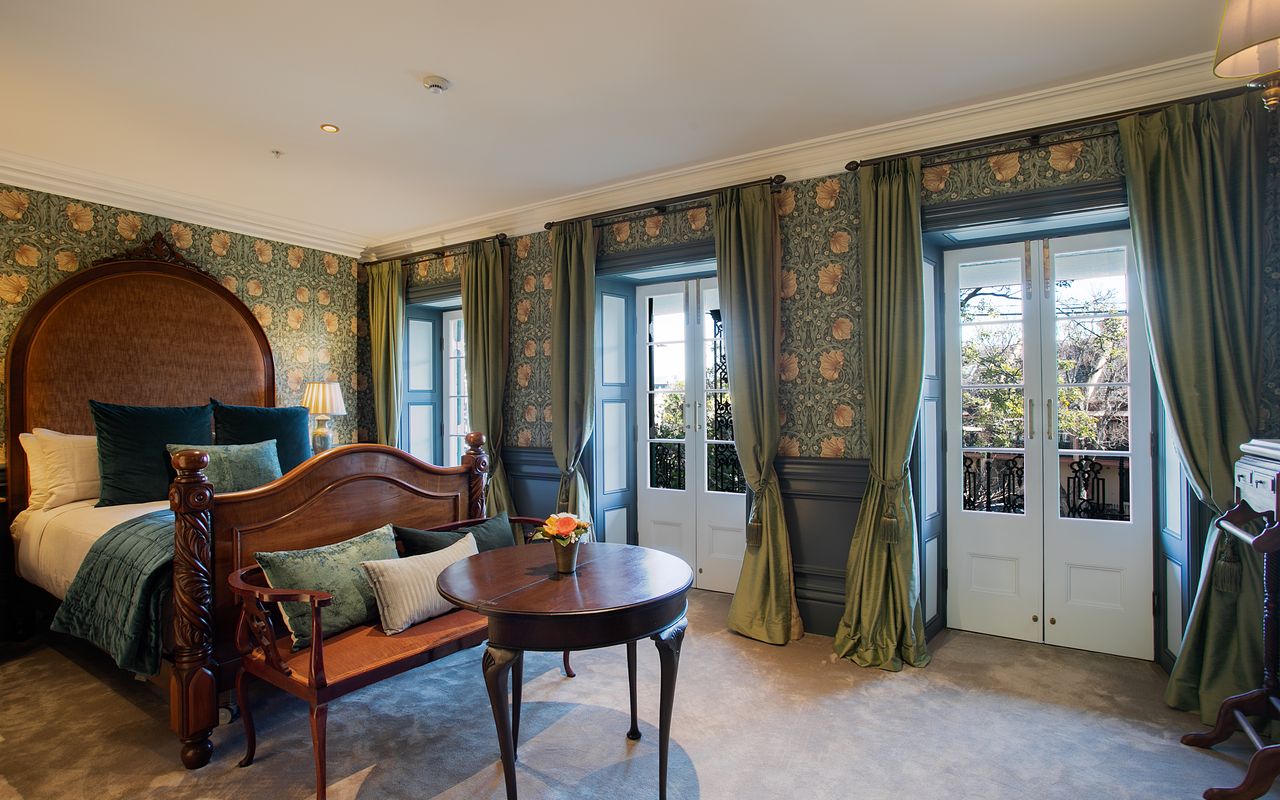 Darling Manor IBO