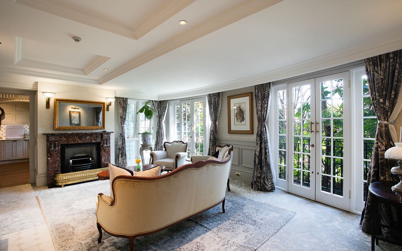 Darling Manor IBO