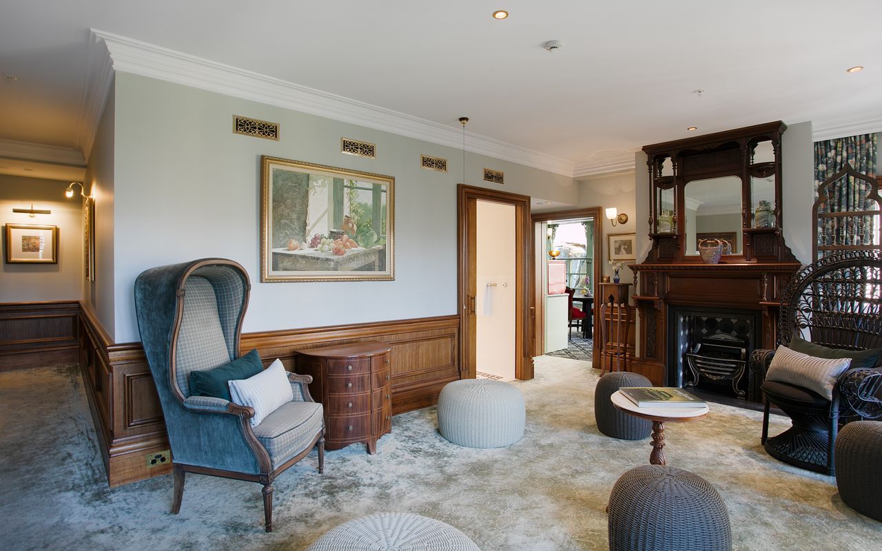 Darling Manor IBO