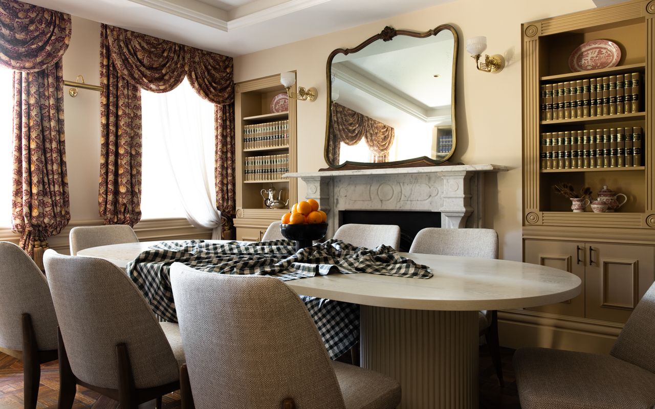 Darling Manor IBO