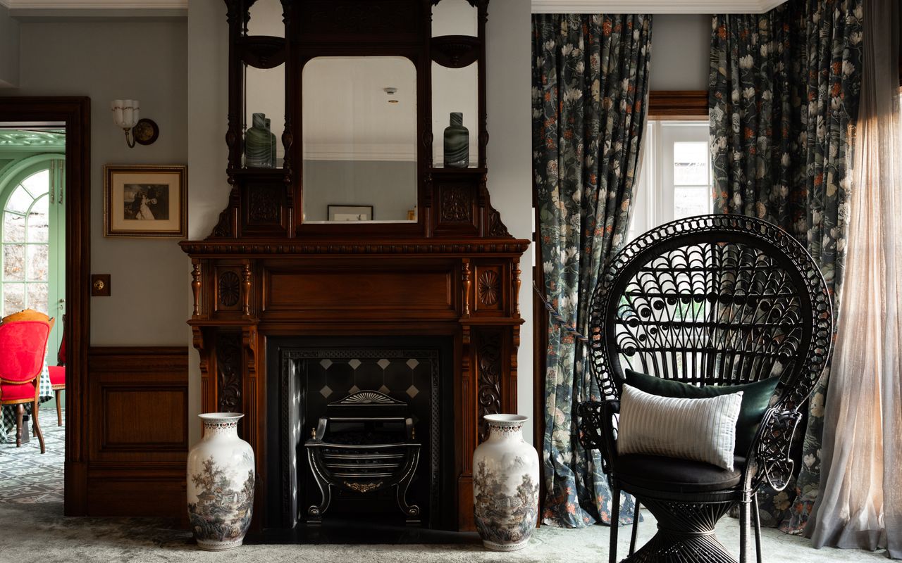 Darling Manor IBO