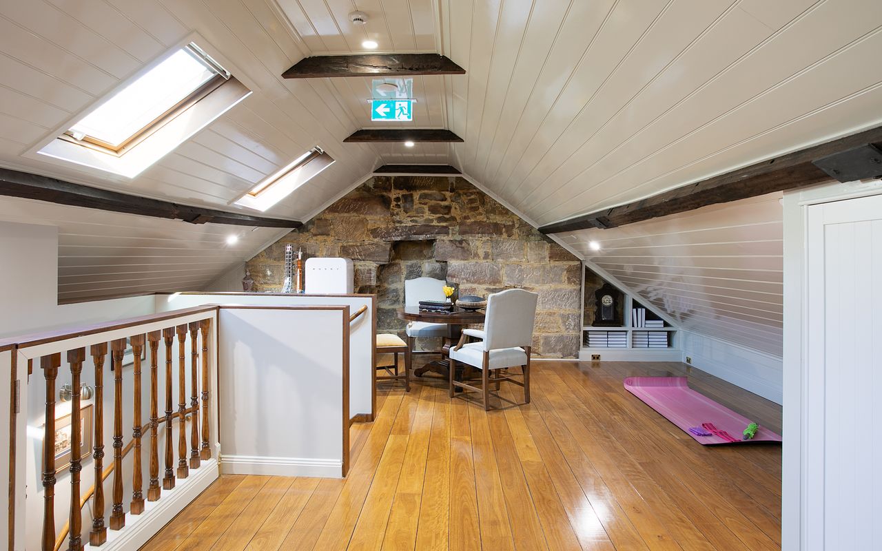 Darling Manor IBO