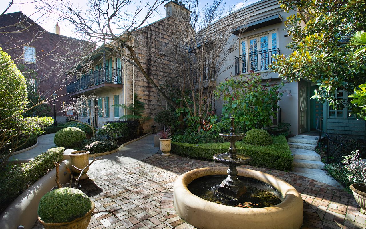 Darling Manor IBO