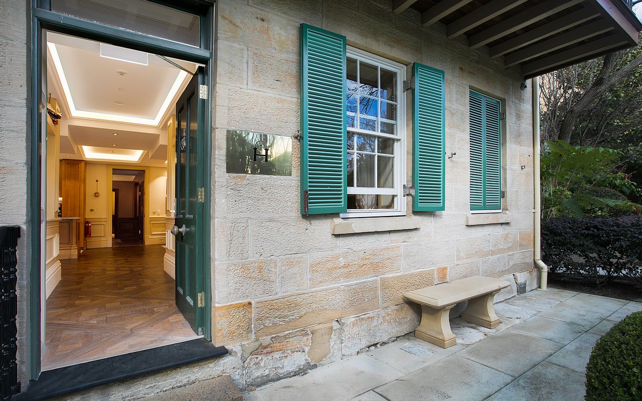 Darling Manor IBO