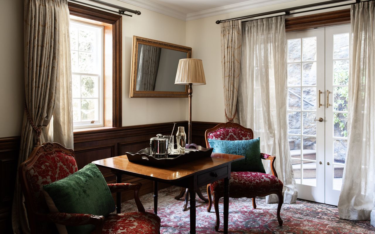Darling Manor IBO