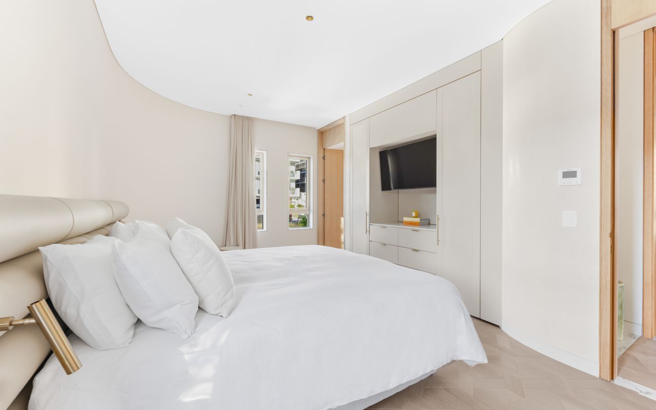 Sol Penthouse, North Bondi ISYD
