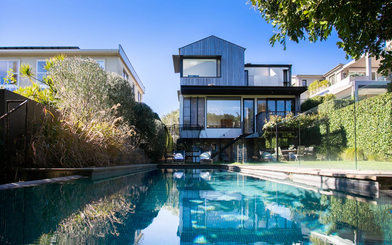 Azure Bliss, Vaucluse IH7