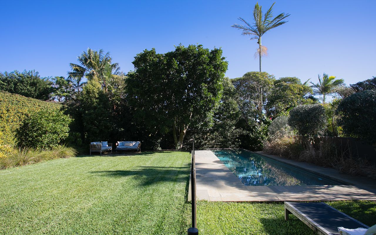 Azure Bliss, Vaucluse IH7