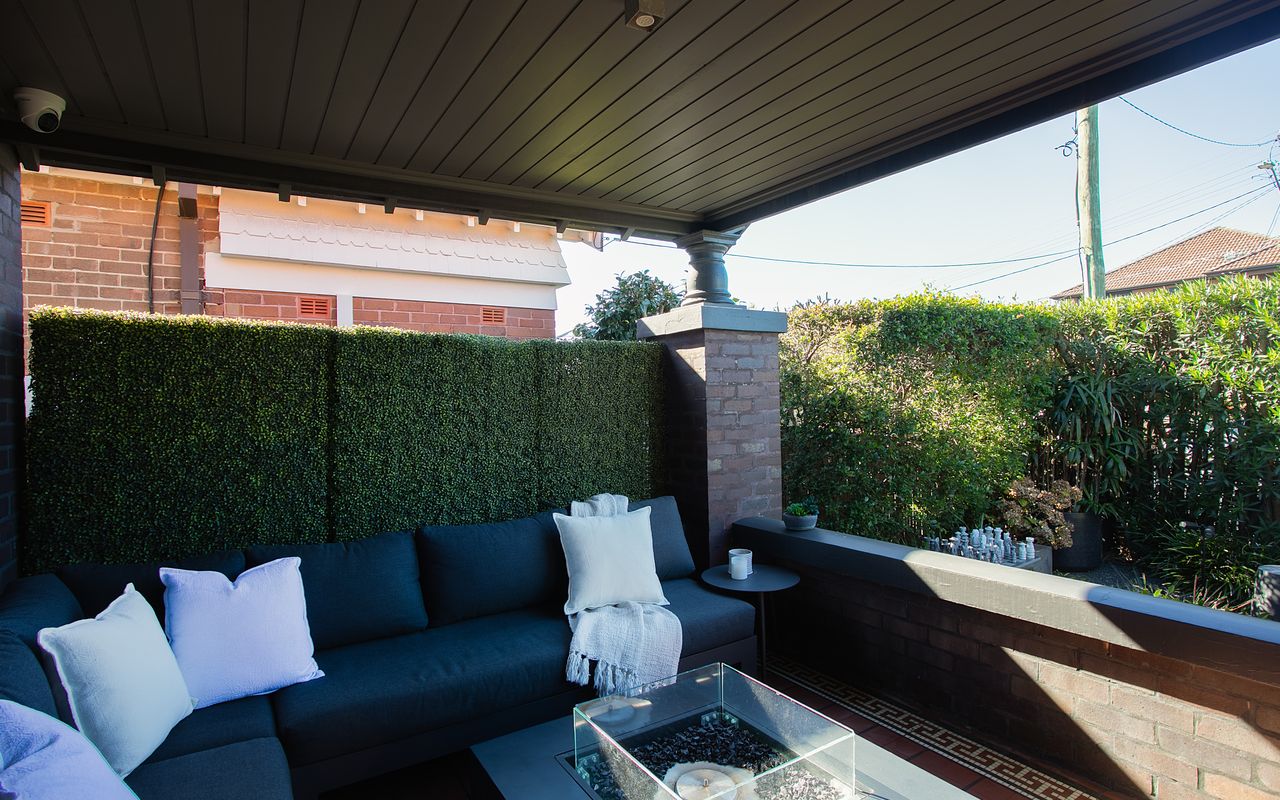 Casa Chiara, Clovelly IH