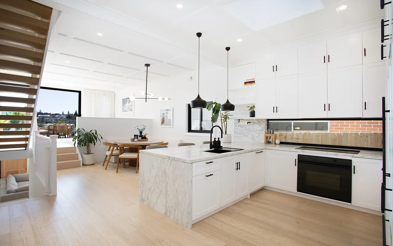 Azure Bay, Coogee IH