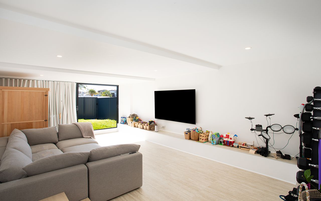 Azure Bay, Coogee IH