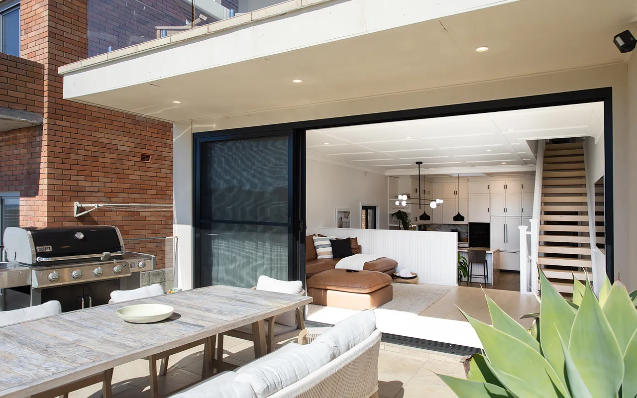 Azure Bay, Coogee IH