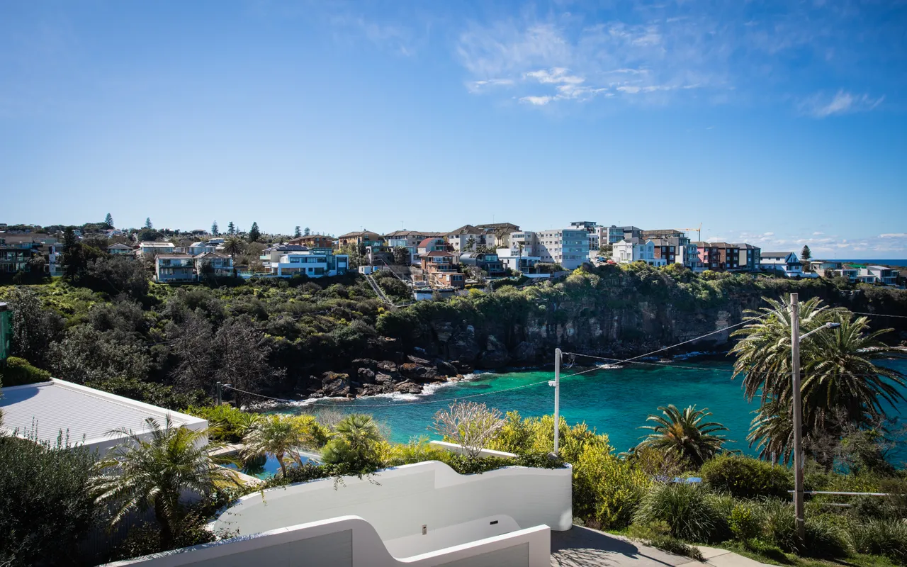 Azure Bay, Coogee IH