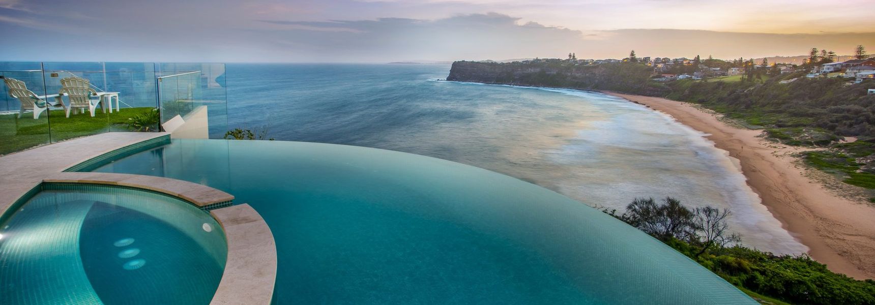 A PACIFIC PANORAMA