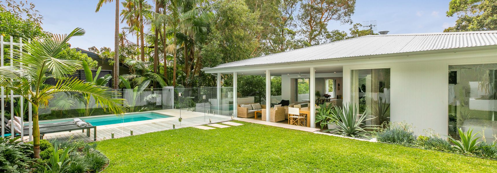 SUN HOUSE
