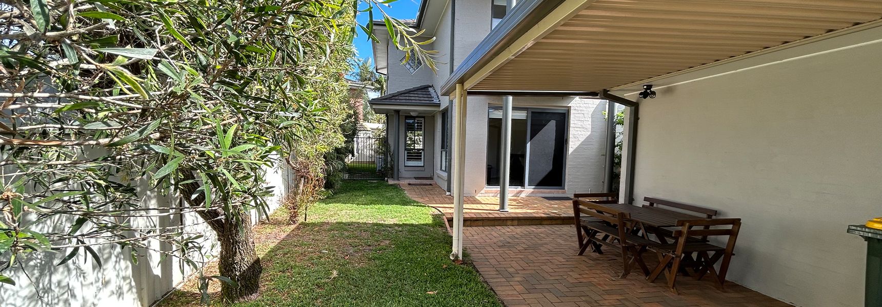 1/94 Rocky Point Rd – Duplex with Aircon, WIFI and Short Walk To The Sports Club