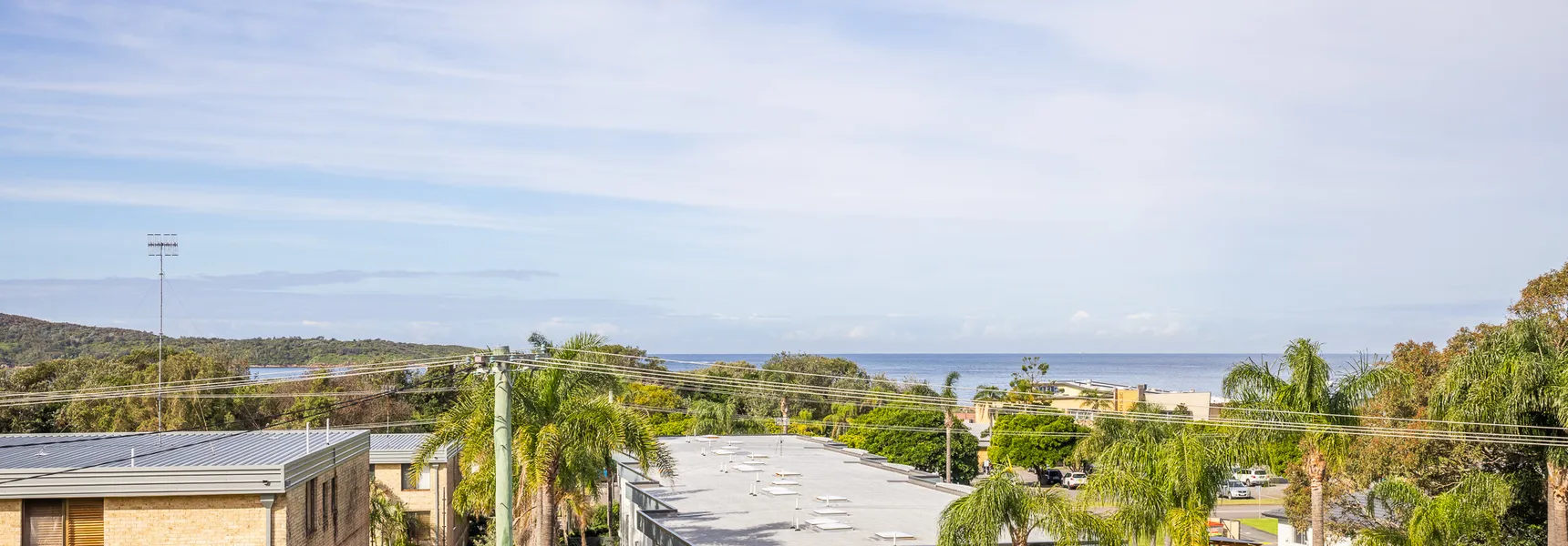 Finhouse, 48 Lentara St – Views, Linen, Wi-Fi and Air Con
