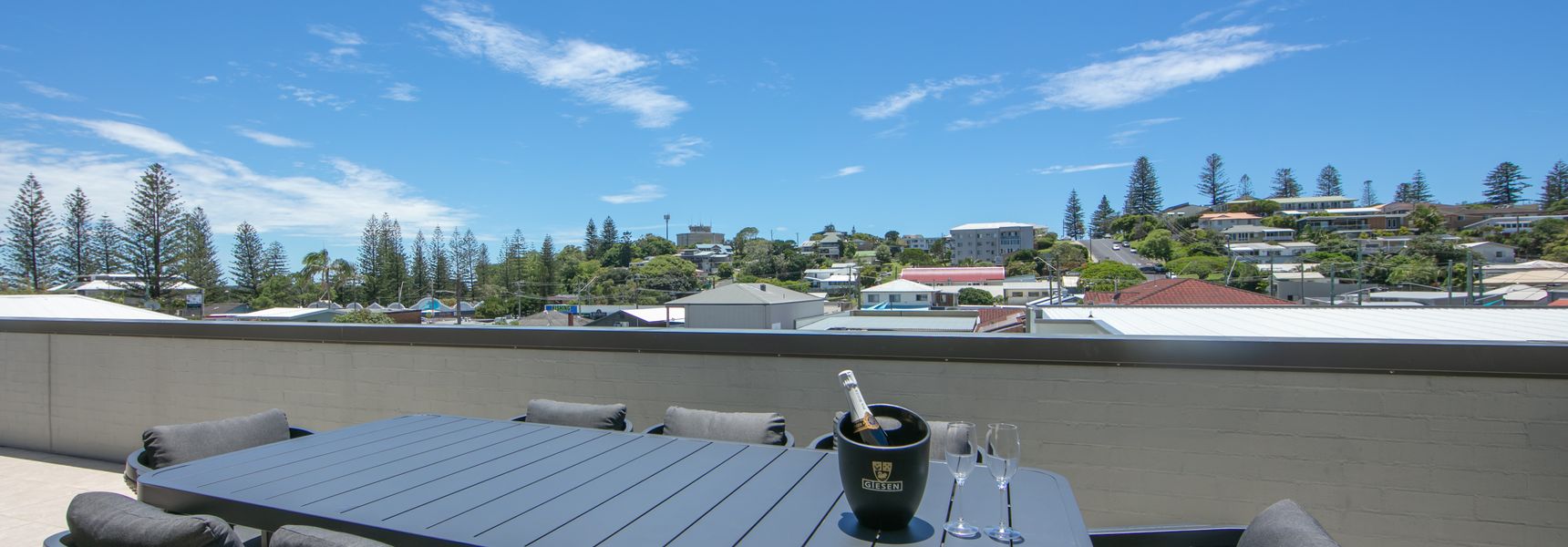Sky Quay 8 – Penthouse in the heart of town