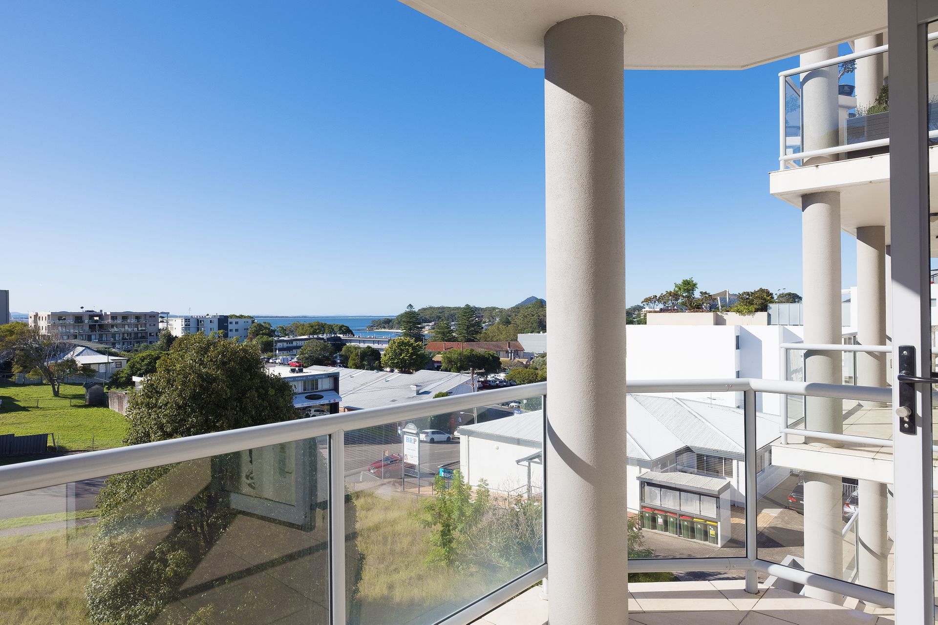 Nelson Bay Apartment With Views Over The Marina - Nelson Bay Getaways