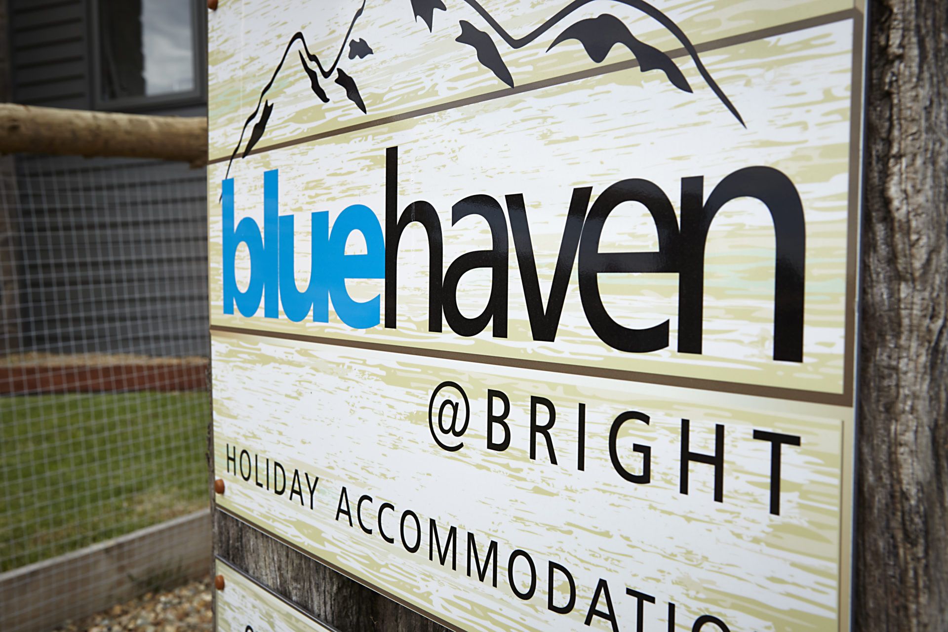 BLUE Haven In Bright Victoria