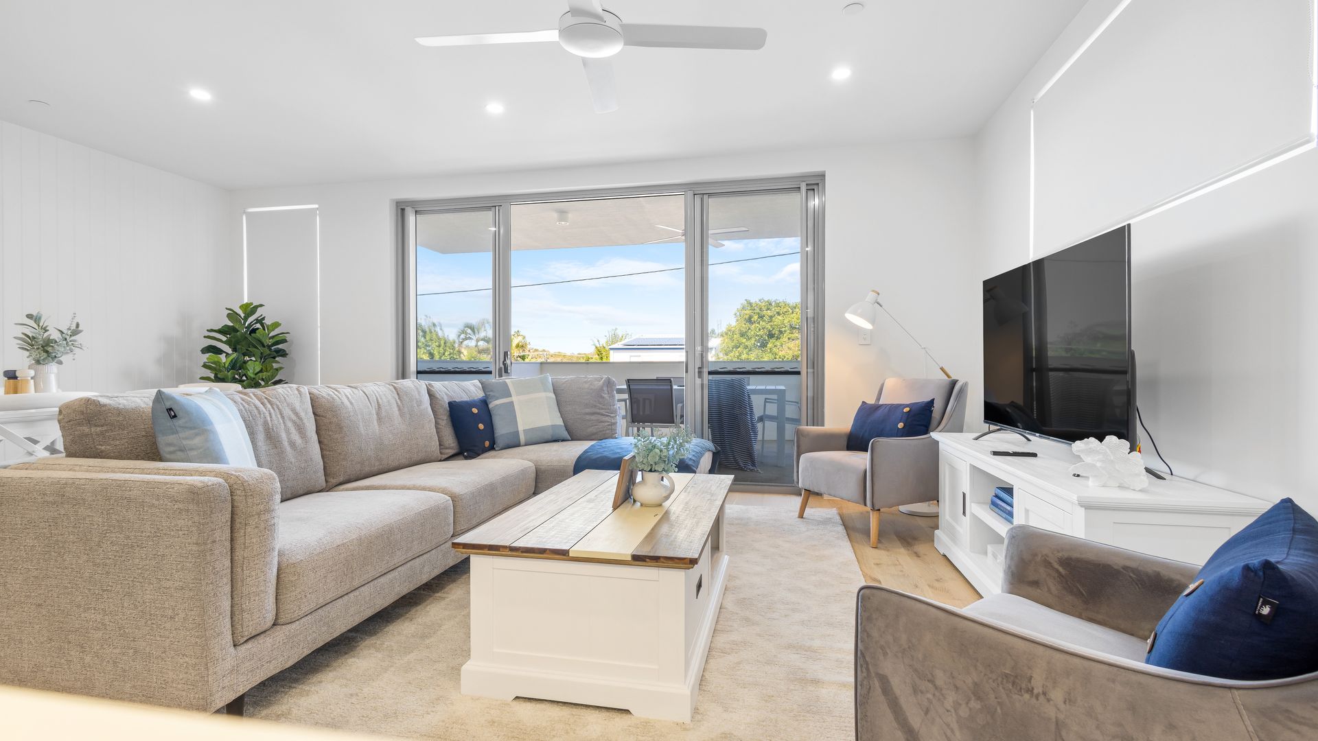 Silk on Coolum Apt 1