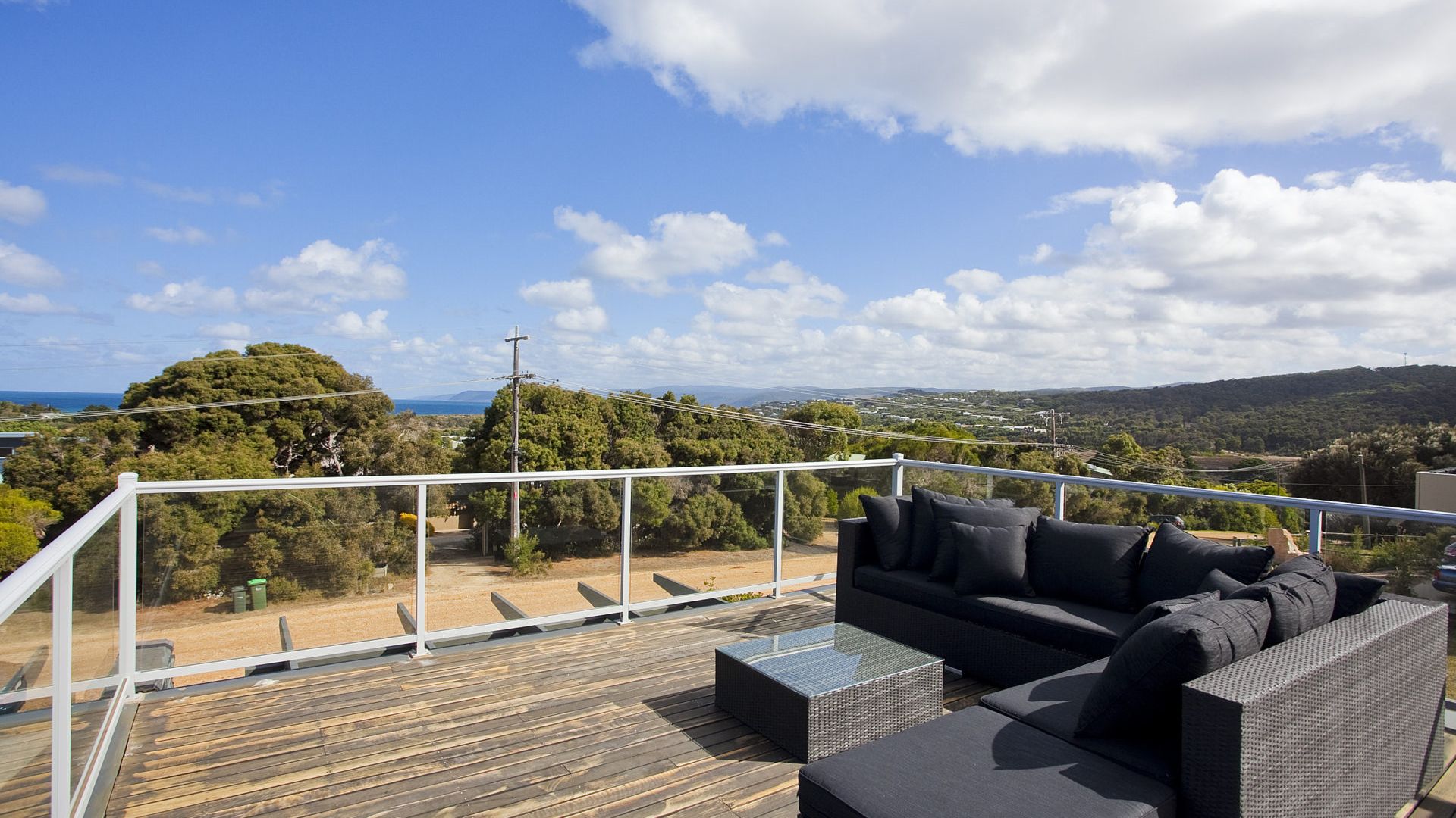 Sirocco – Recently renovated, Roof Top Deck And Pet Friendly in Aireys Inlet