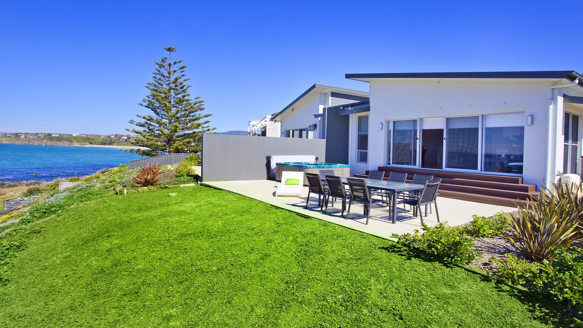 Aqua Kiama, Kiama Downs South Coast NSW Holiday Rental Specialists