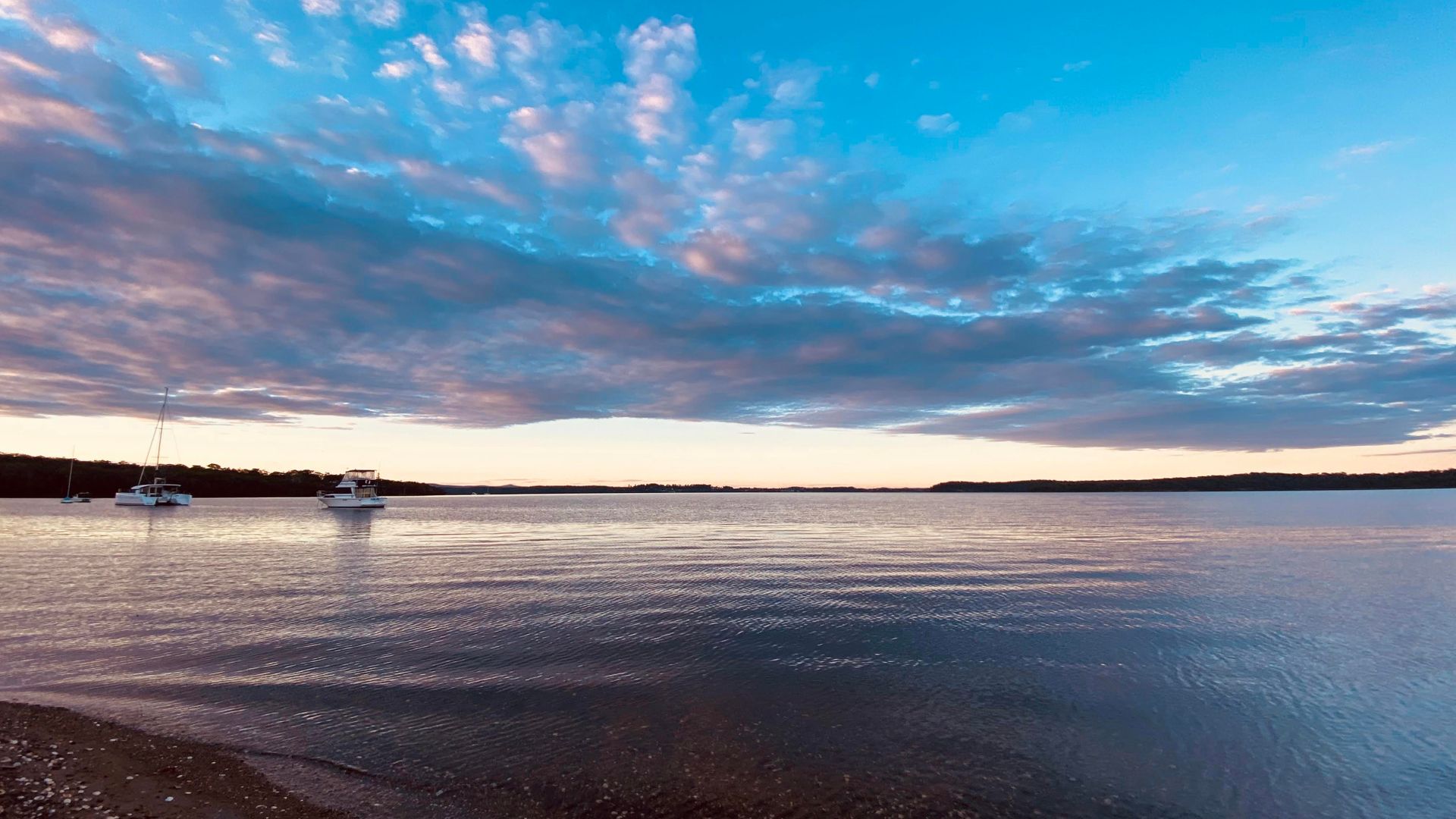 Seabreeze Bungalow – Lakeview Sunset Delight at Sunshine on Lake Macquarie