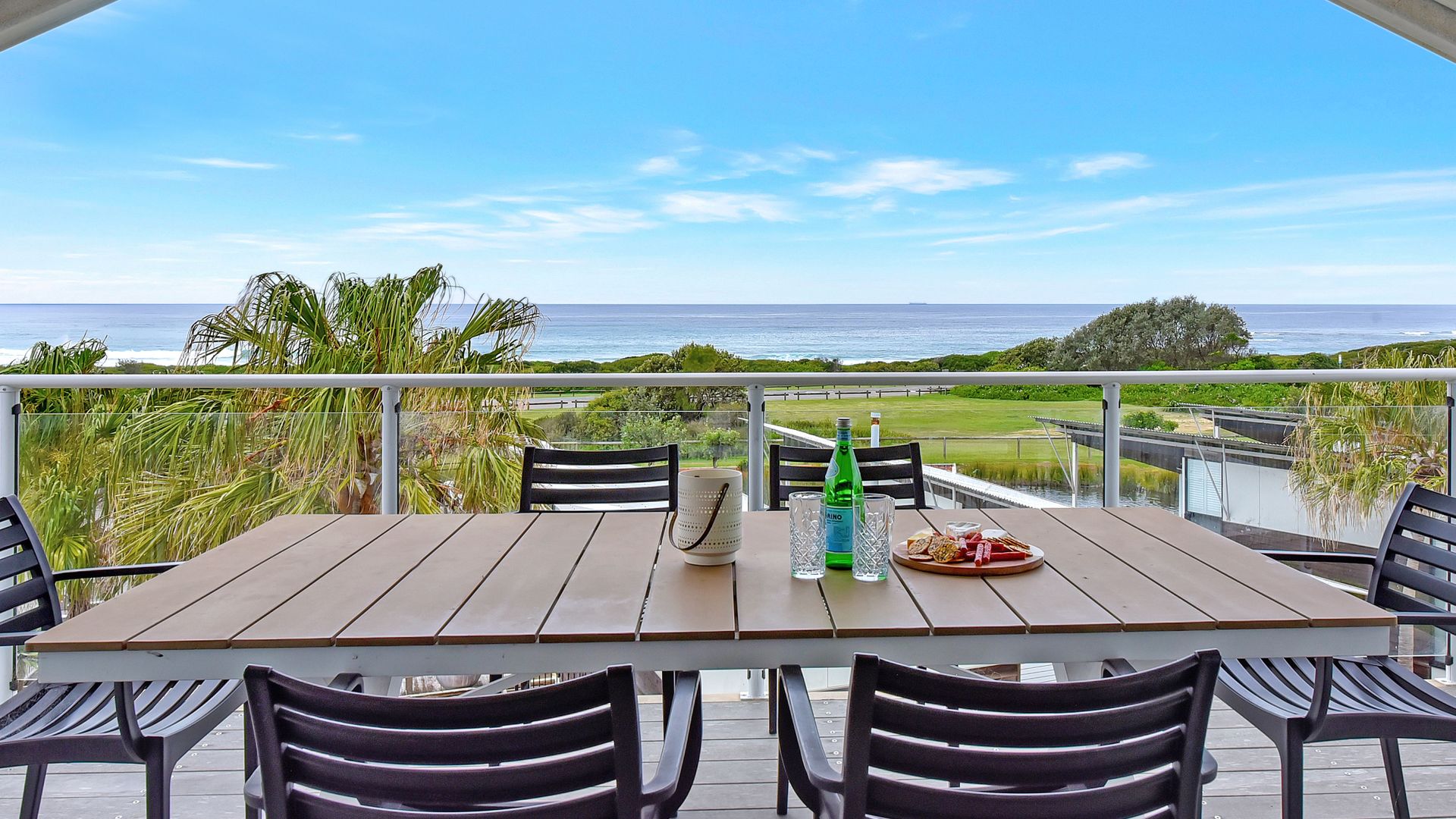 Oceanview Escape at Caves Beach Villas